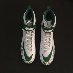 Nike hi top football cleats new